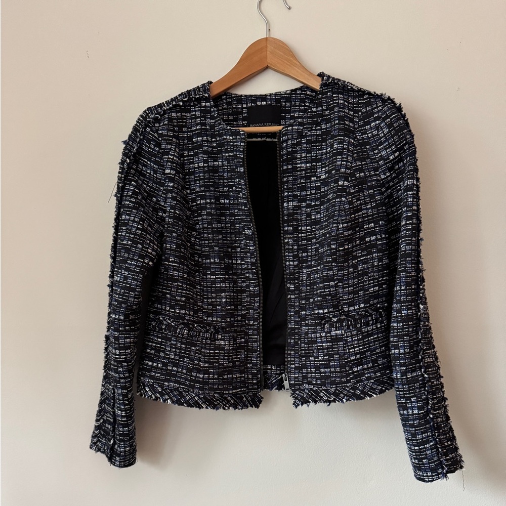 Banana Republic Tweed zip front blazer. Size 10